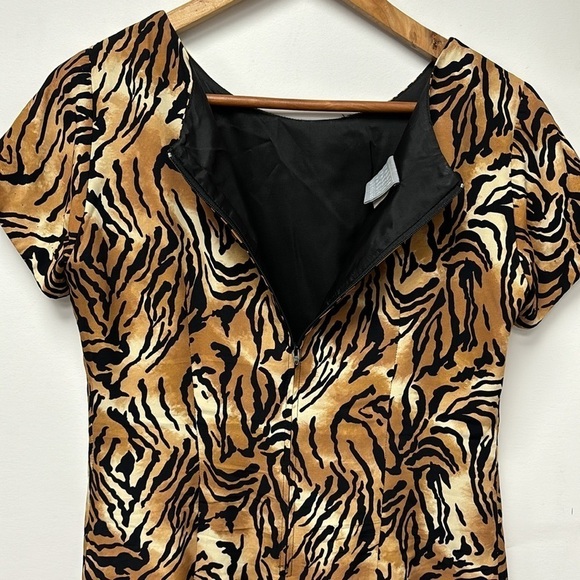 Vintage Rabbit Rabbit Rabbit Design Short Sleeve Midi Fit Short tiger PETITE 8P - Picture 8 of 11